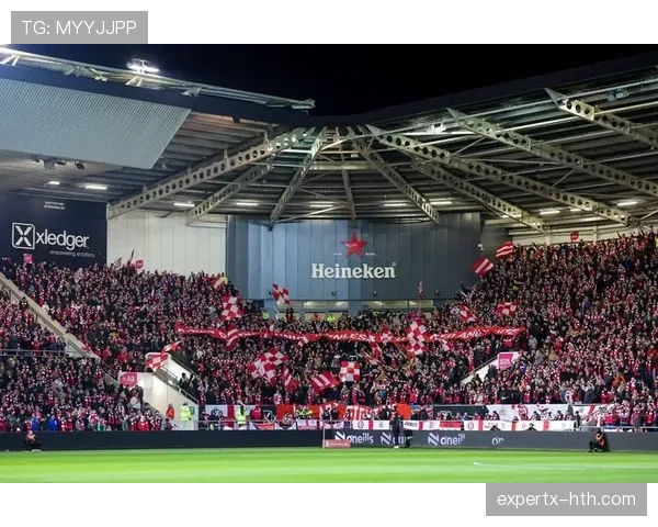 德比郡再战诺丁汉,英格兰经典对决引发新一轮关注 德比郡再战诺丁汉,英格兰经典对决引发新一轮关注