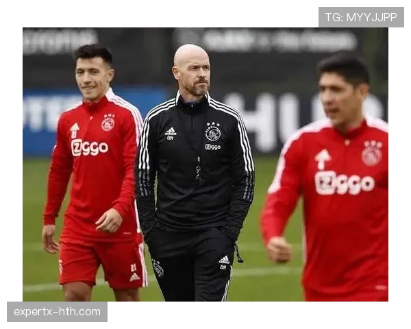 滕哈赫战术革新显成效，攻守平衡助球队表现亮眼